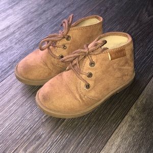 Old navy faux suede lace up boots